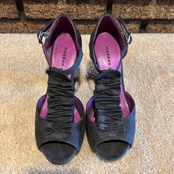 Madden Girl Setra Grey Fab heels - Picture 1 of 4
